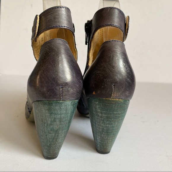 Prophecy metallic hand finished leather heels Eu38 - Picture 5 of 11